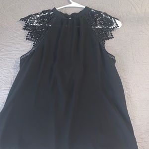 Express Blouse - Size M.